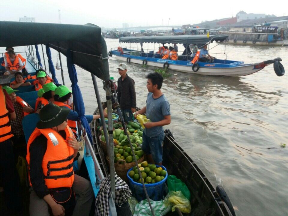 Du lịch miền Tây
